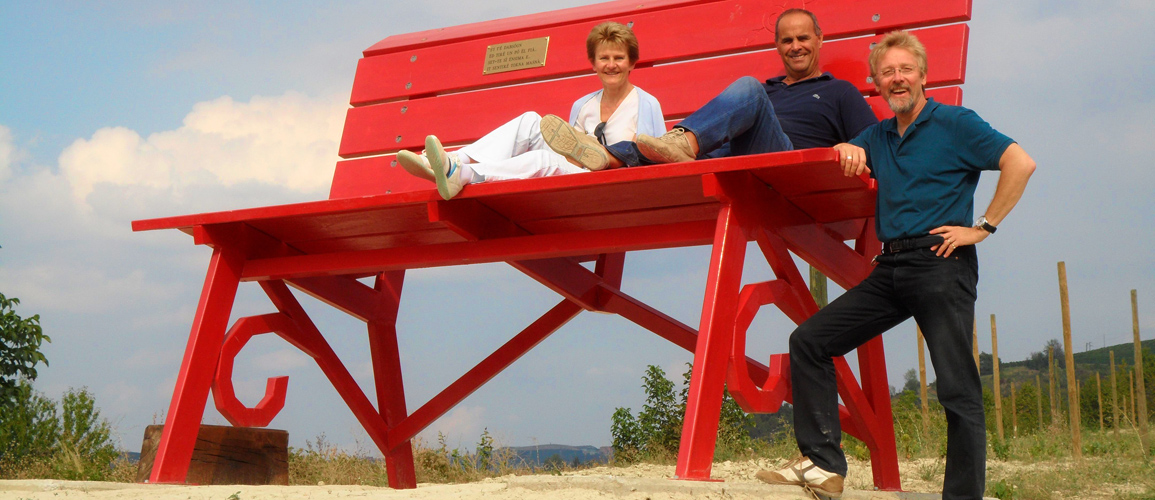 Big Bench in the Langhe
