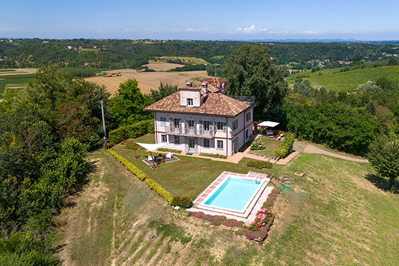 Real estate photography by Richard A. Edwards - Langhe Property