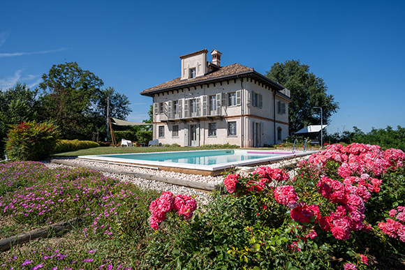 Real estate photography by Richard A. Edwards - Langhe Property