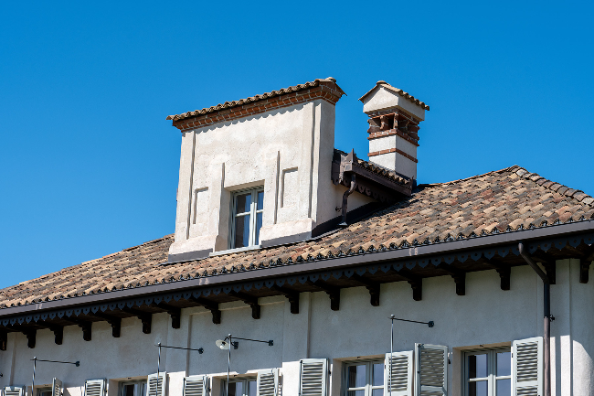 Fully restored luxury country home