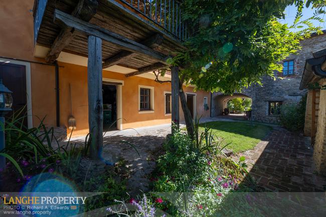 SOLD!! Langhe vacation rental & private home