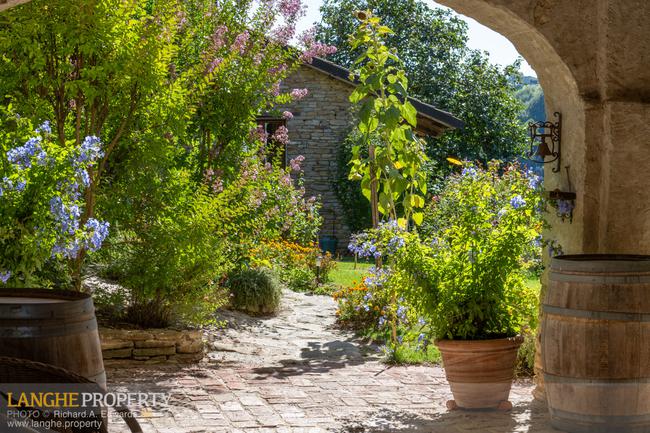 SOLD!! Langhe vacation rental & private home