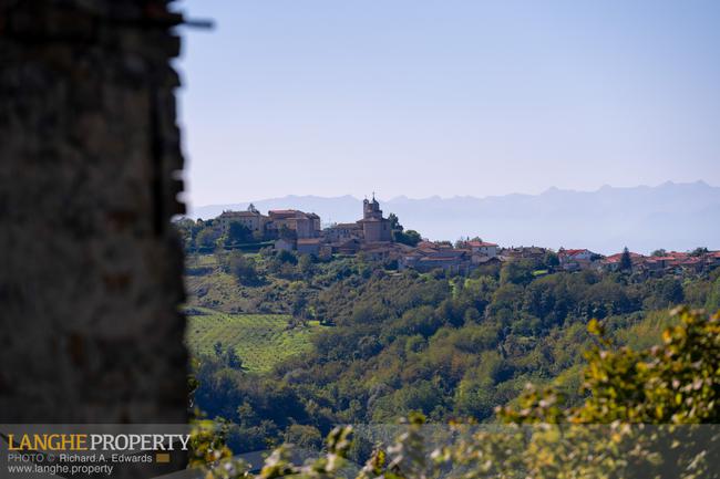 SOLD!! Langhe vacation rental & private home