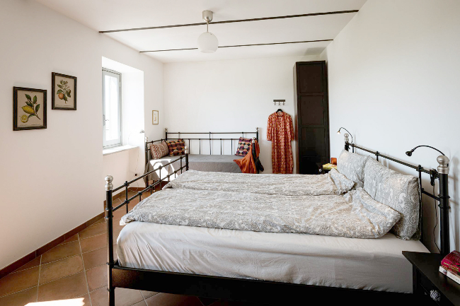 Beautiful Stone House with Breathtaking Views in Piedmont