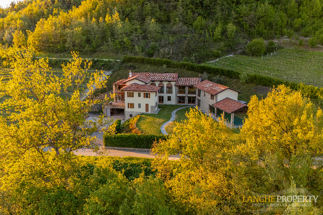 Luxury fully restored Langhe-stone farmhouse