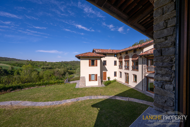 Luxury fully restored Langhe-stone farmhouse