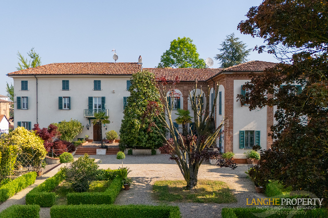 SOLD!!!! Luxury historic villa from the 1800s