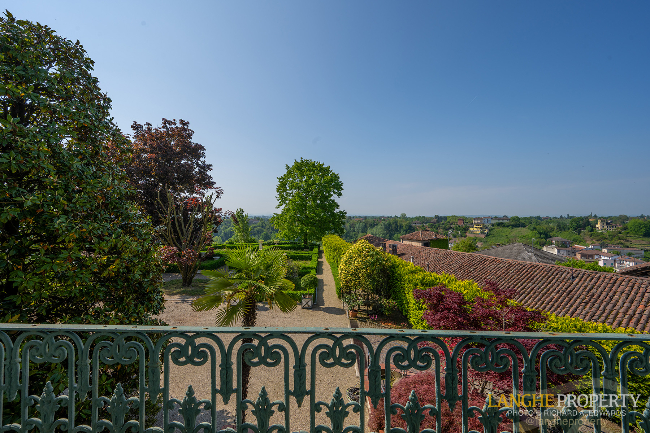 SOLD!!!! Luxury historic villa from the 1800s