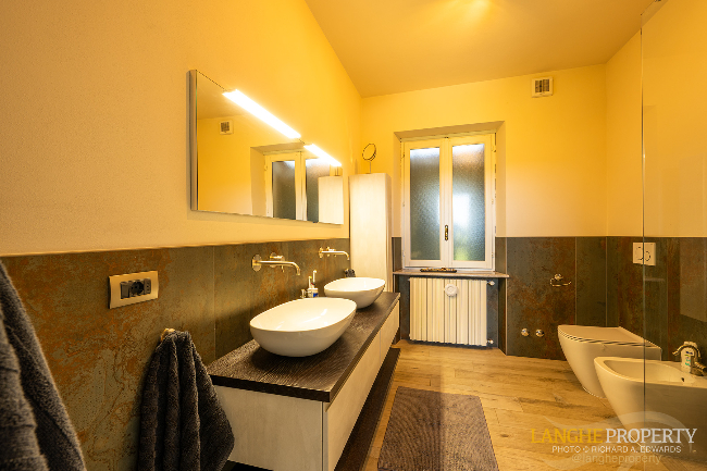 Agriturismo - B&B, restaurant, winery