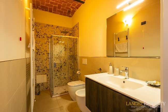 Agriturismo - B&B, restaurant, winery