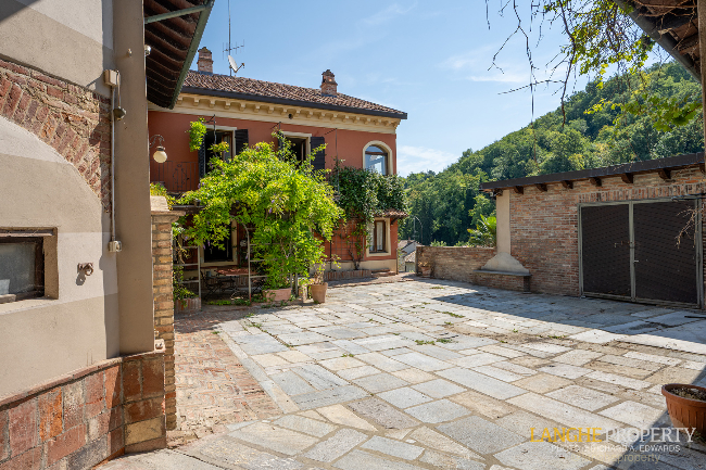 Beautiful home in ancient town for sale in Piedmont