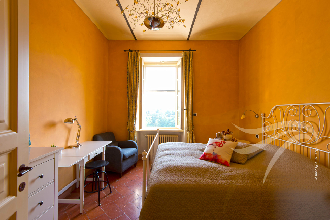 Unique wine property in stunning position