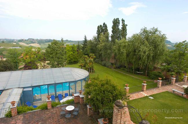 Luxury villa in beautiful position