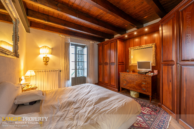 Luxury apartment in the centre of Asti